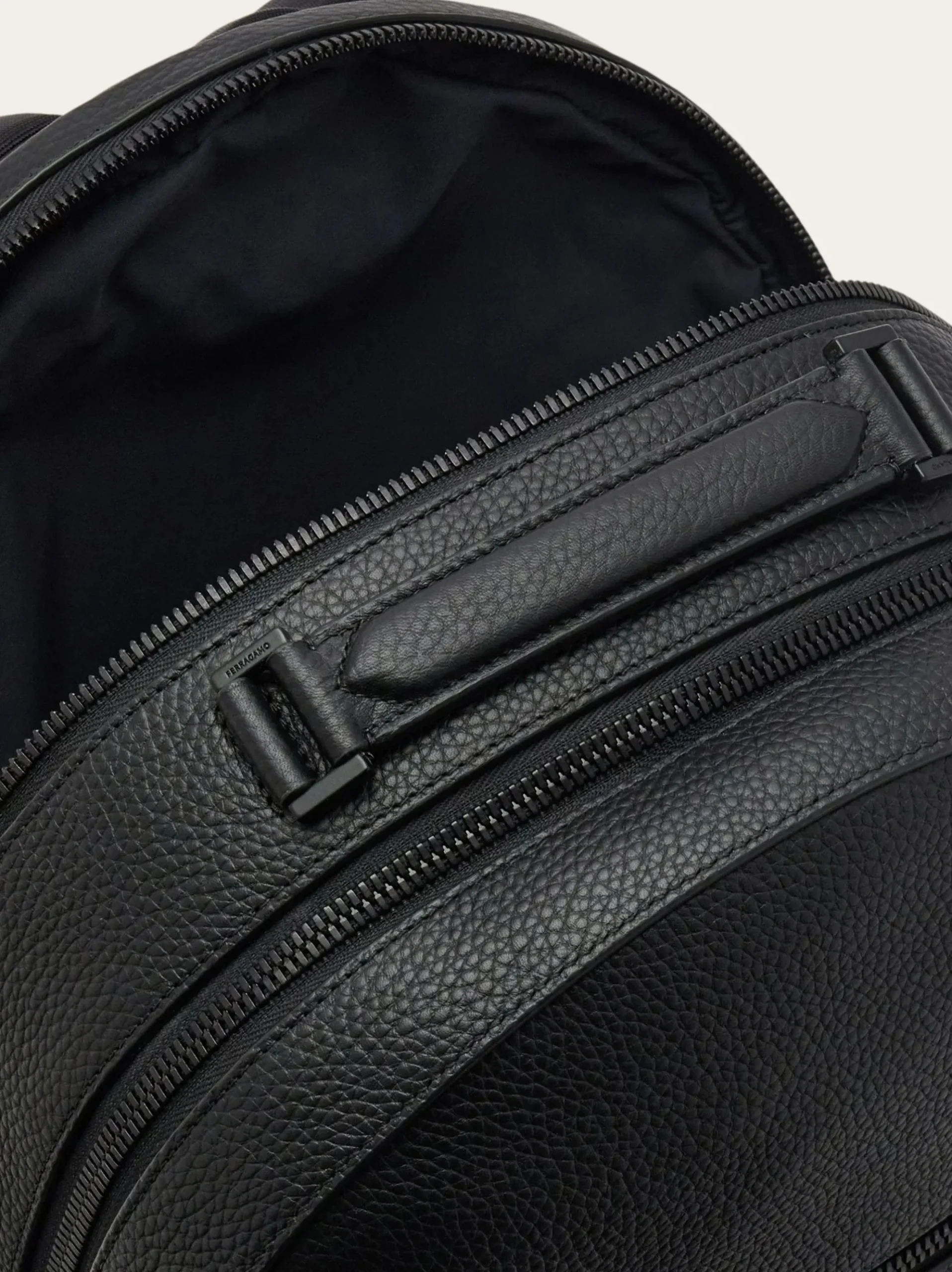 Backpack - Men