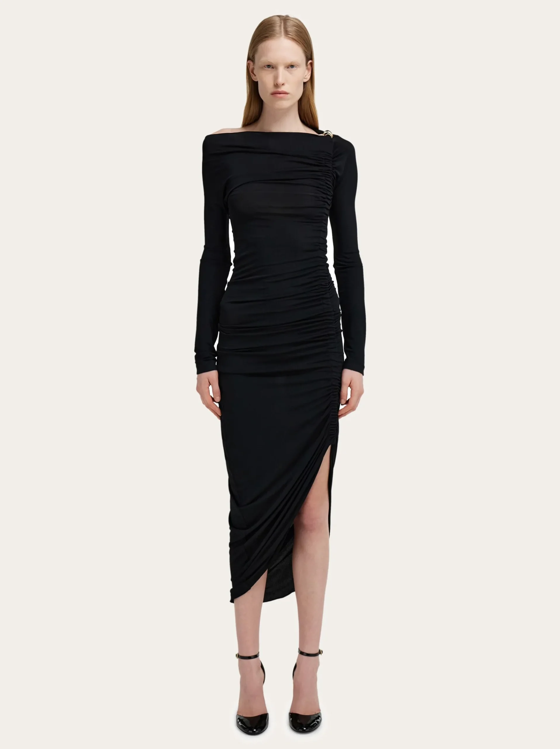 Boat neck dress with ruched detail - Women
