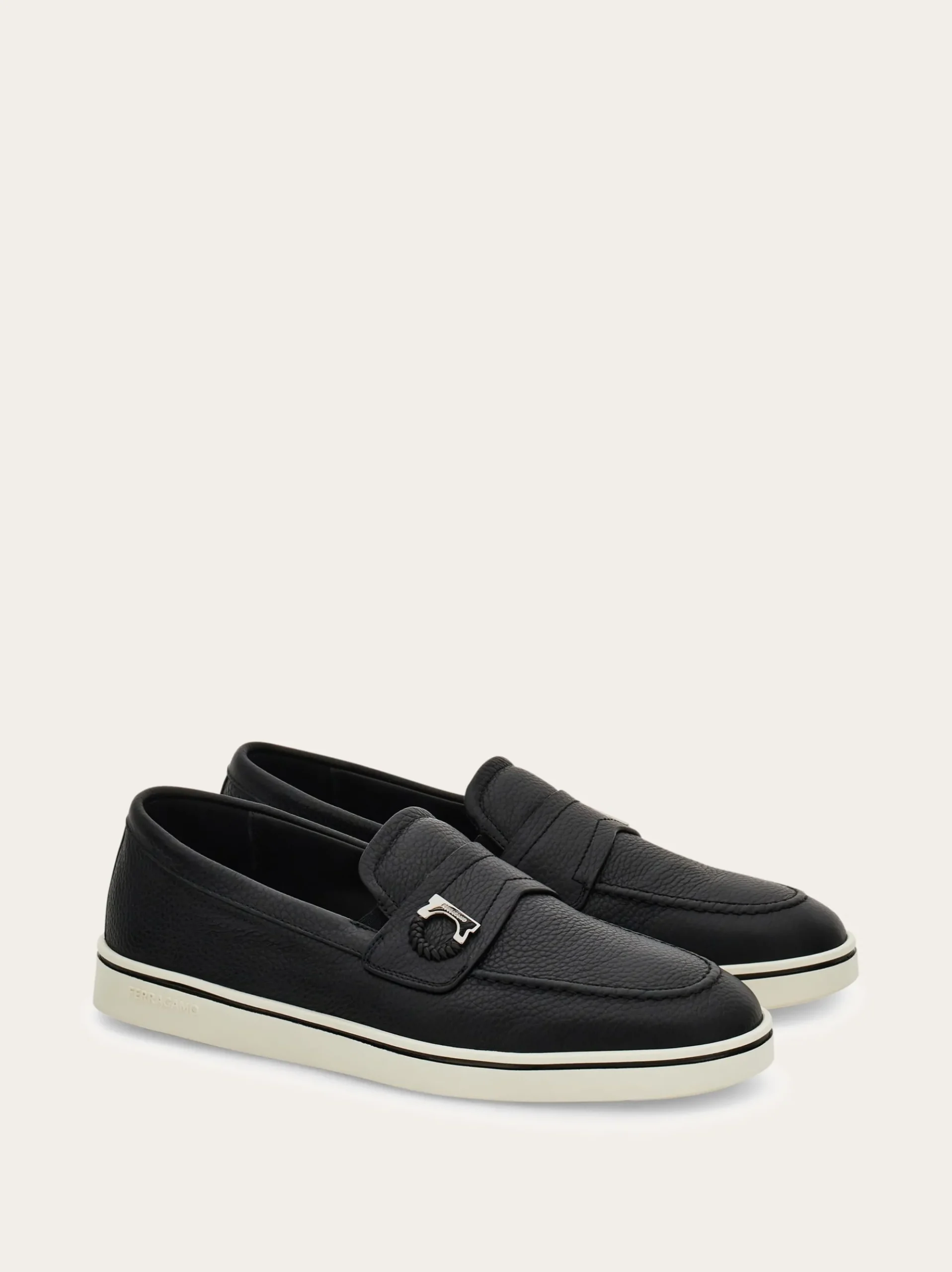 Boat shoe loafer with Gancini ornament - Men