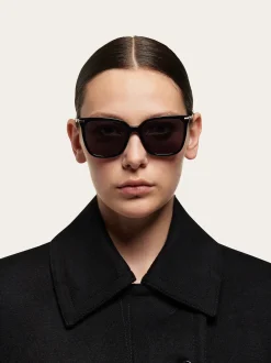 Butterfly frame sunglasses - Women