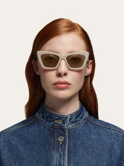 Butterfly frame sunglasses - Women