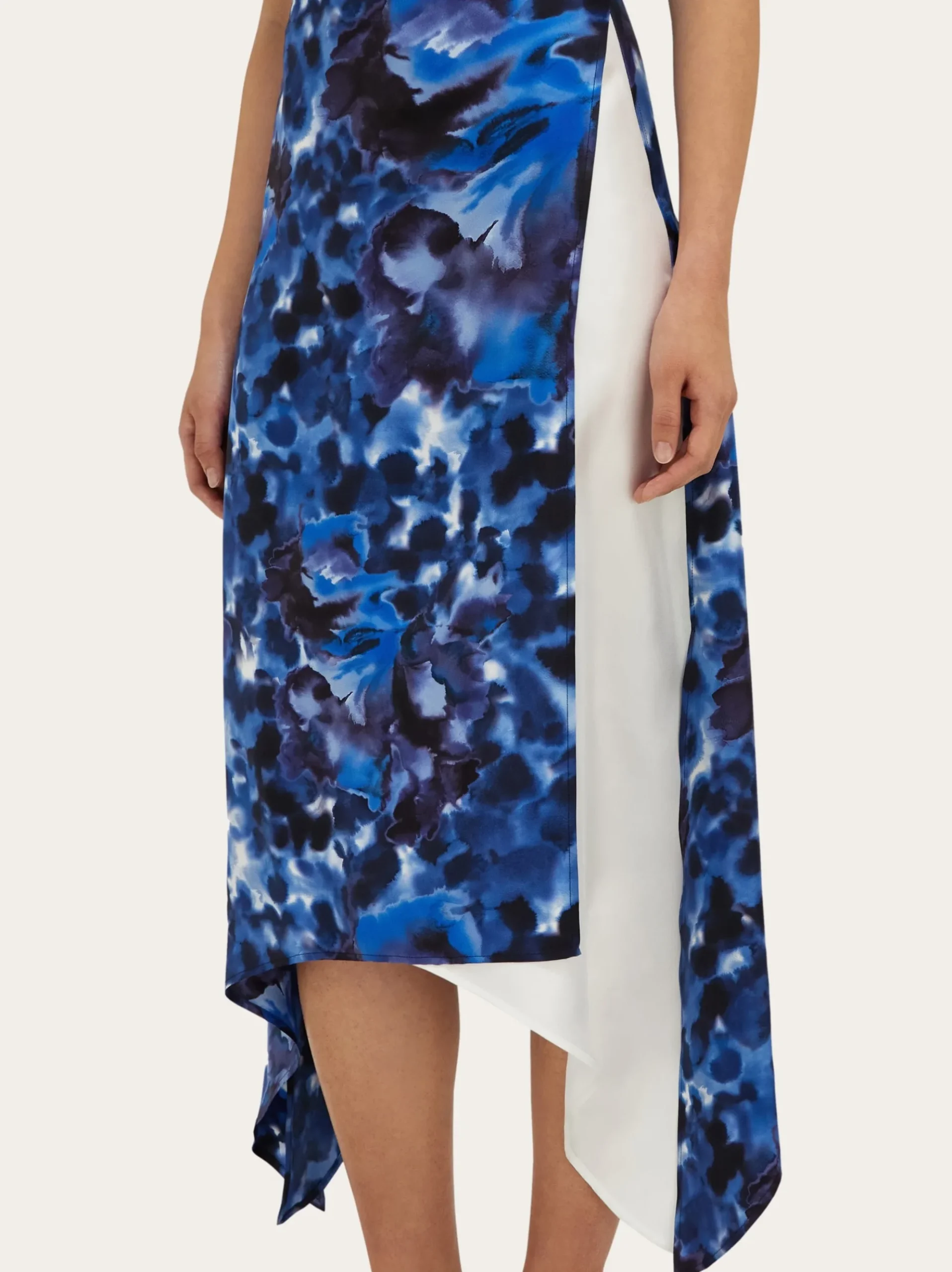 Carnation print wrap dress - Women