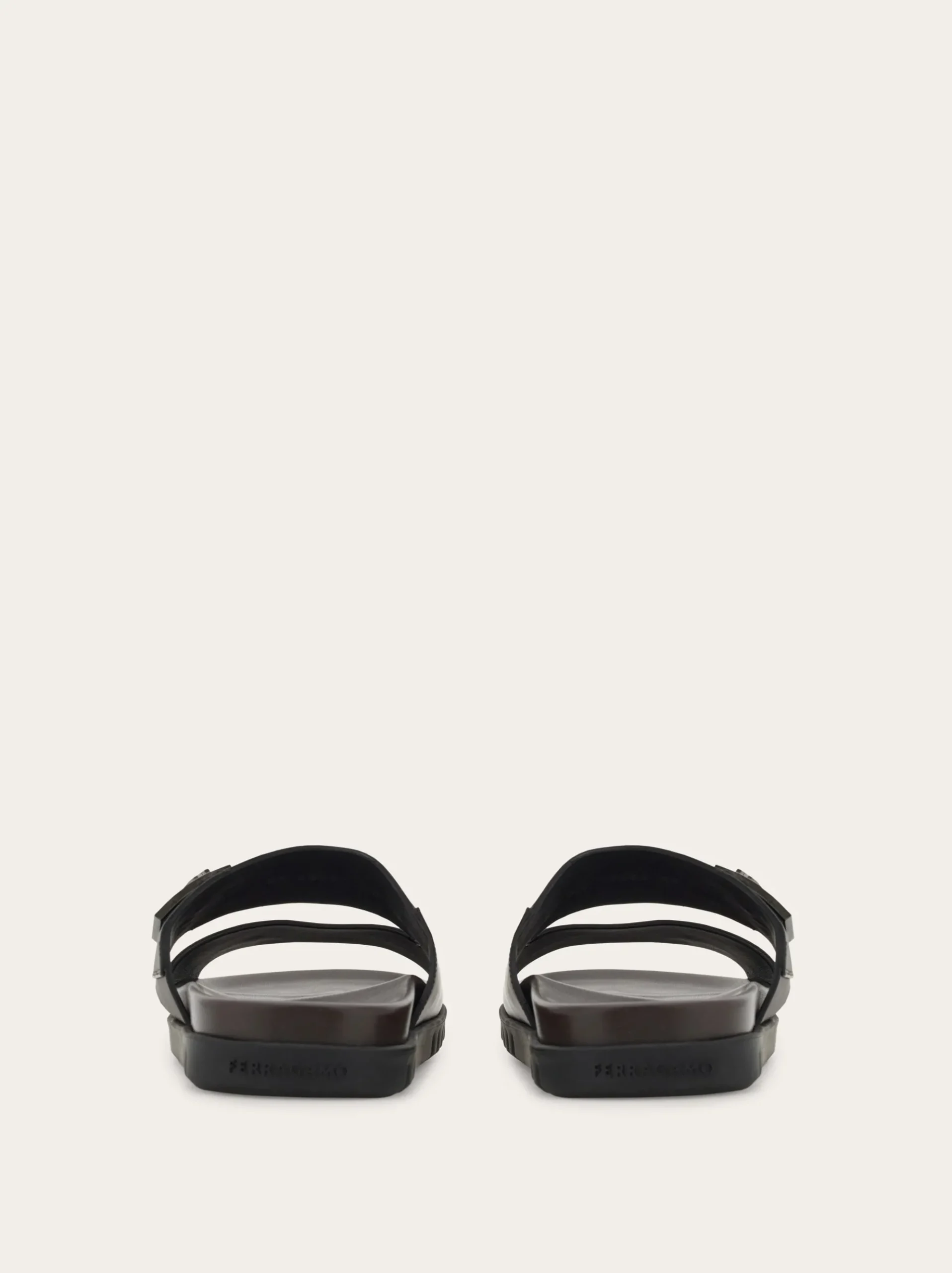 Chunky sandal with Hug buckle - Men