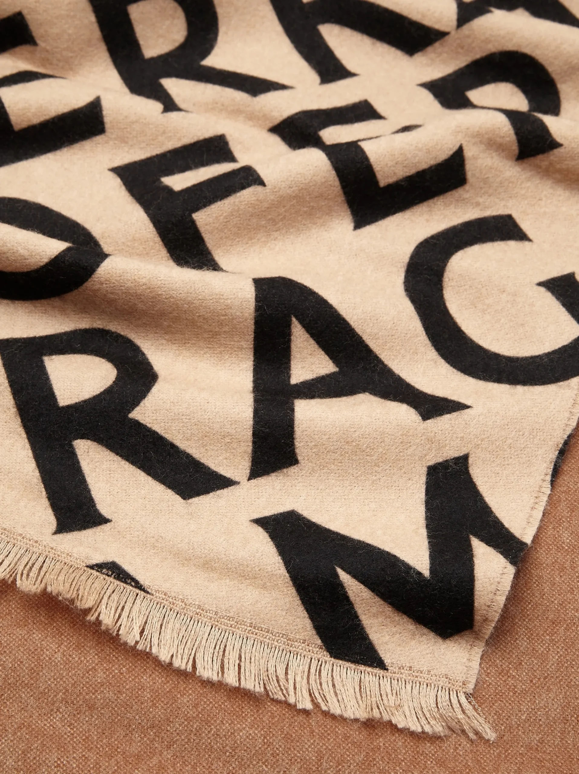 Double scarf with lettering - Women