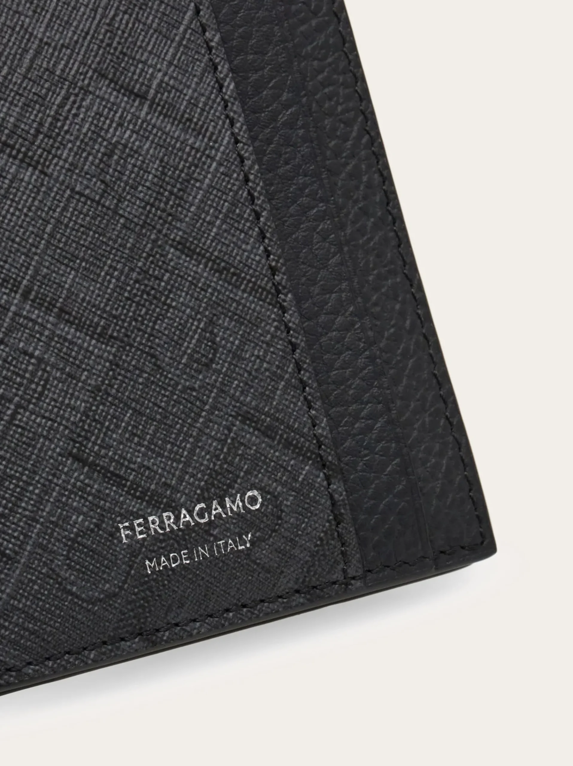 Ferragamo Monogram credit card holder - Men