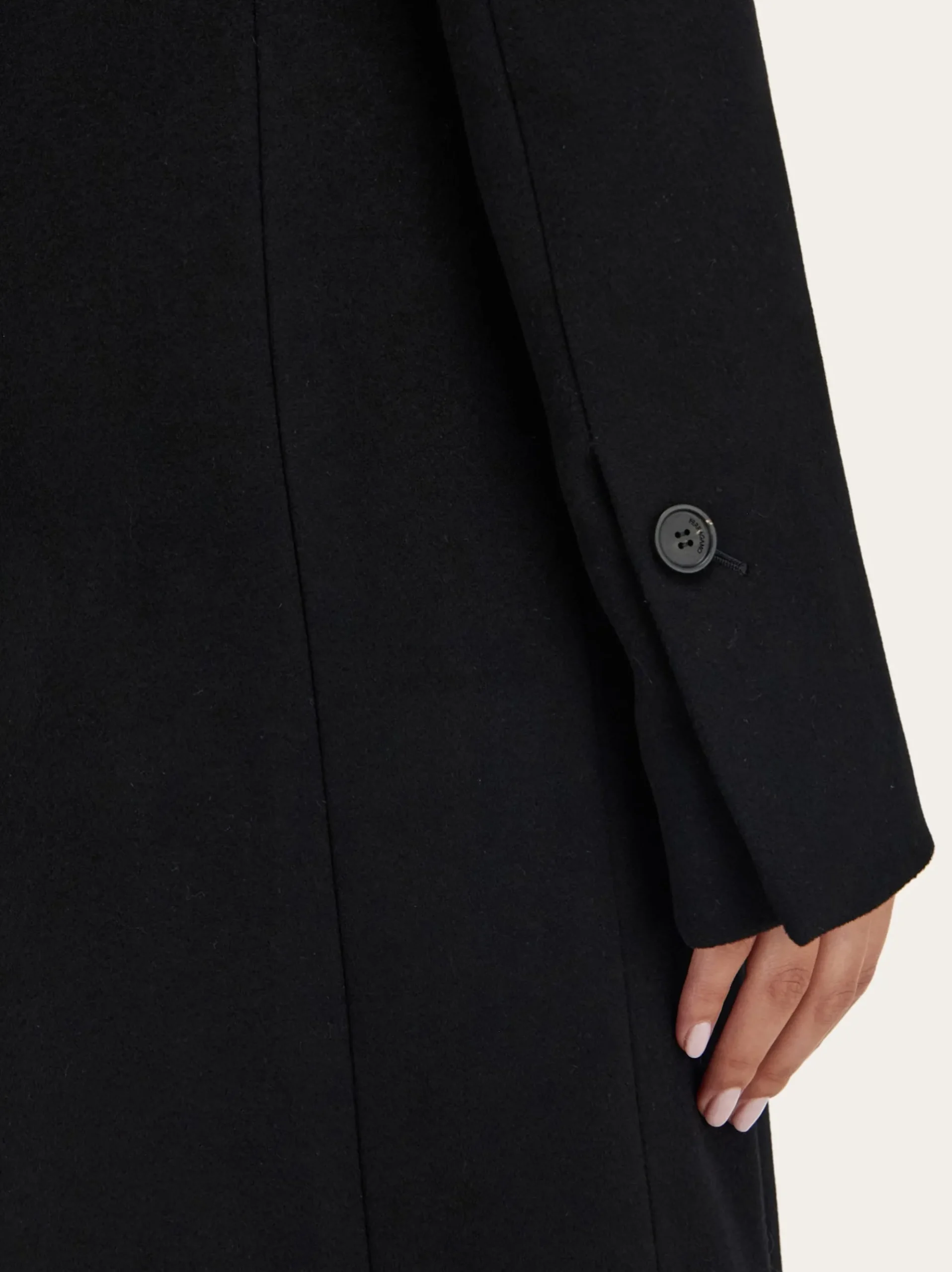 Fitted single breasted coat - Women