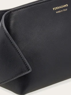 Folded pouch - Women