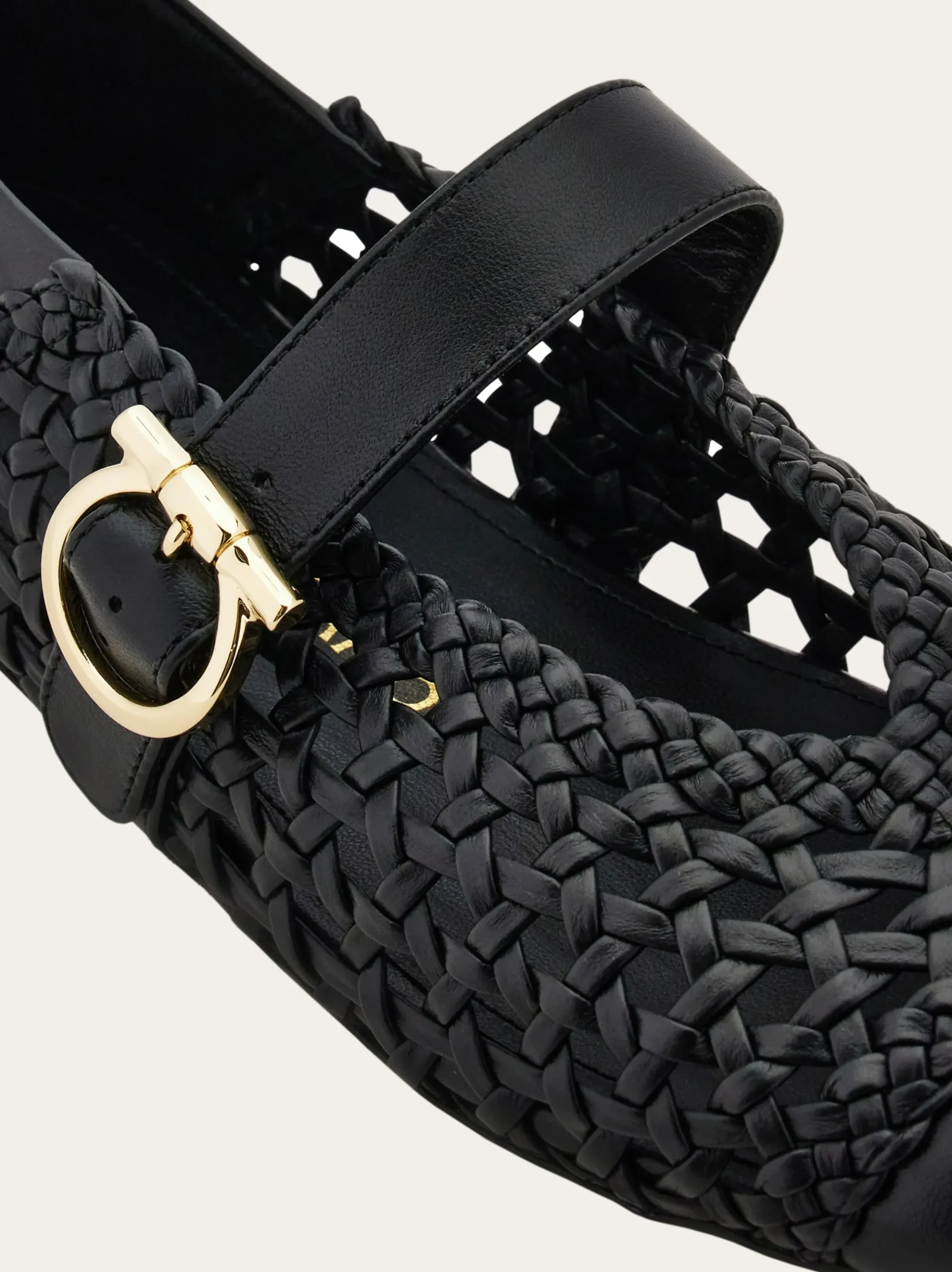 Gancini buckle ballet flat - Women