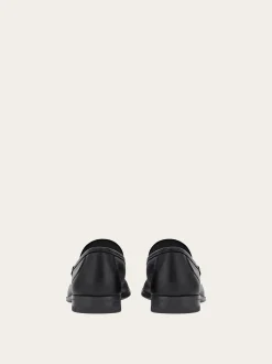 Gancini buckle loafer - Men