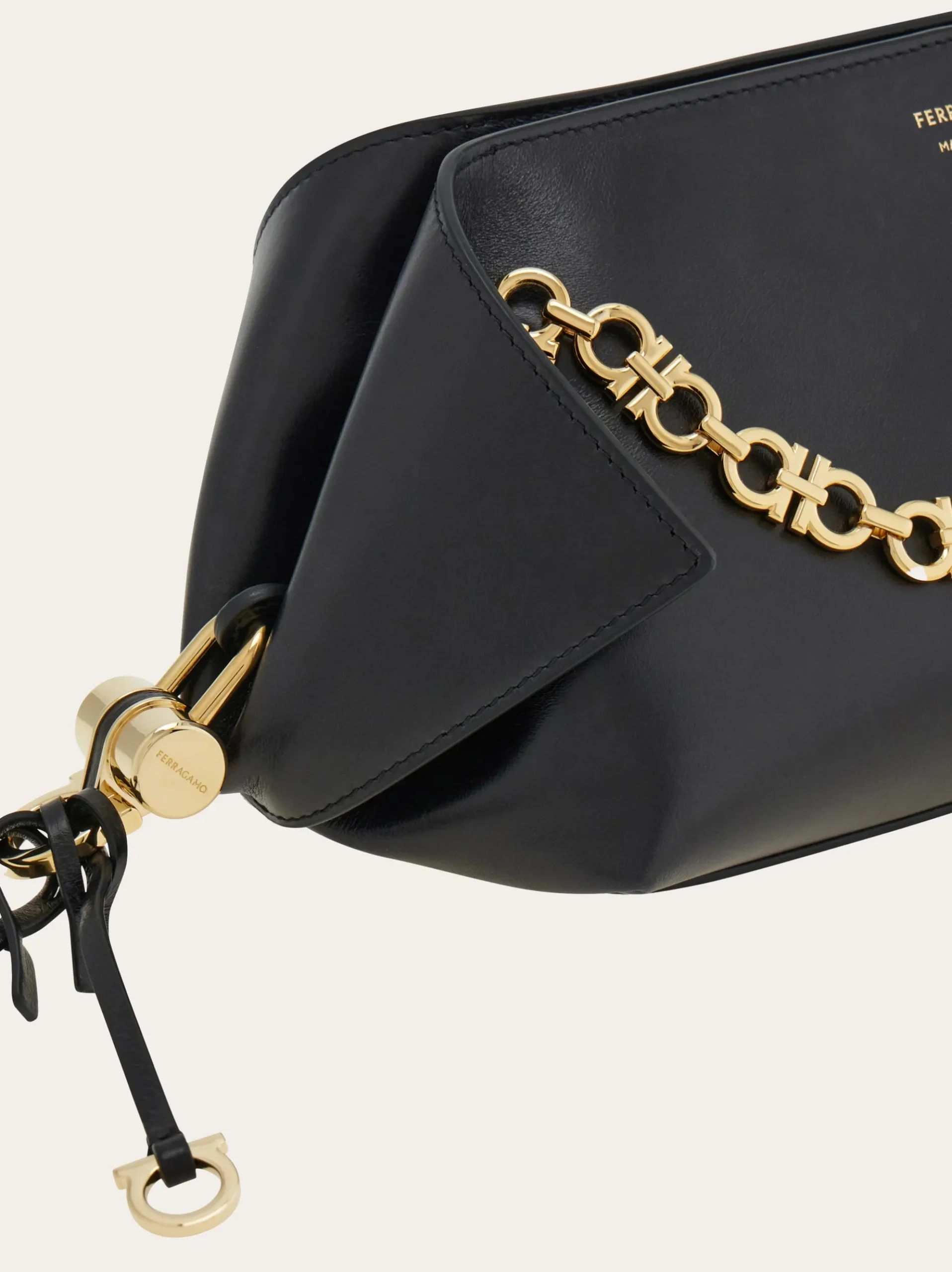 Gancini chain folded shoulder bag (S) - Women