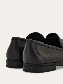 Gancini ornament loafer - Men