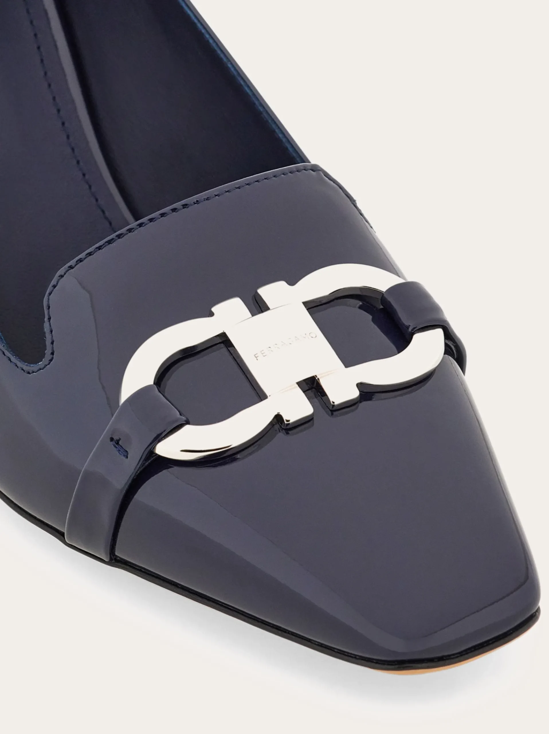 Gancini ornament pump - Women