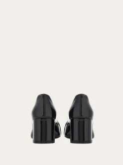 Gancini ornament pump - Women