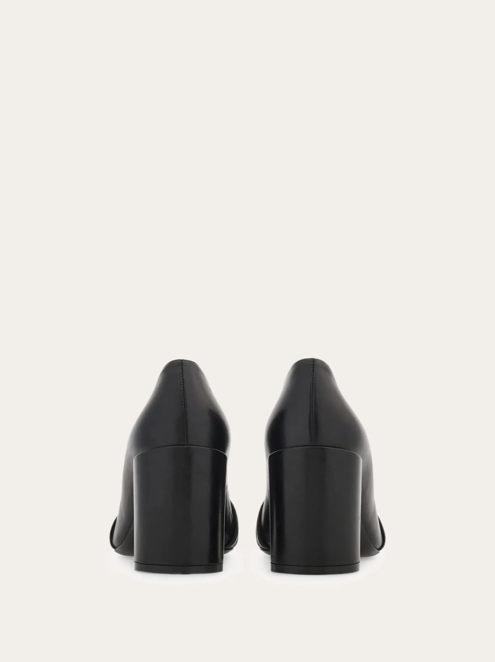 Gancini ornament pump with bock heel - Women