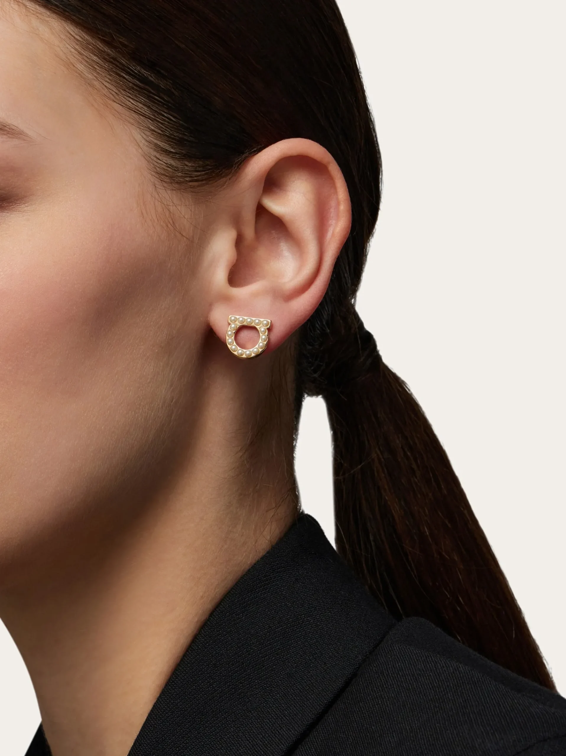 Gancini pearls earrings - Women