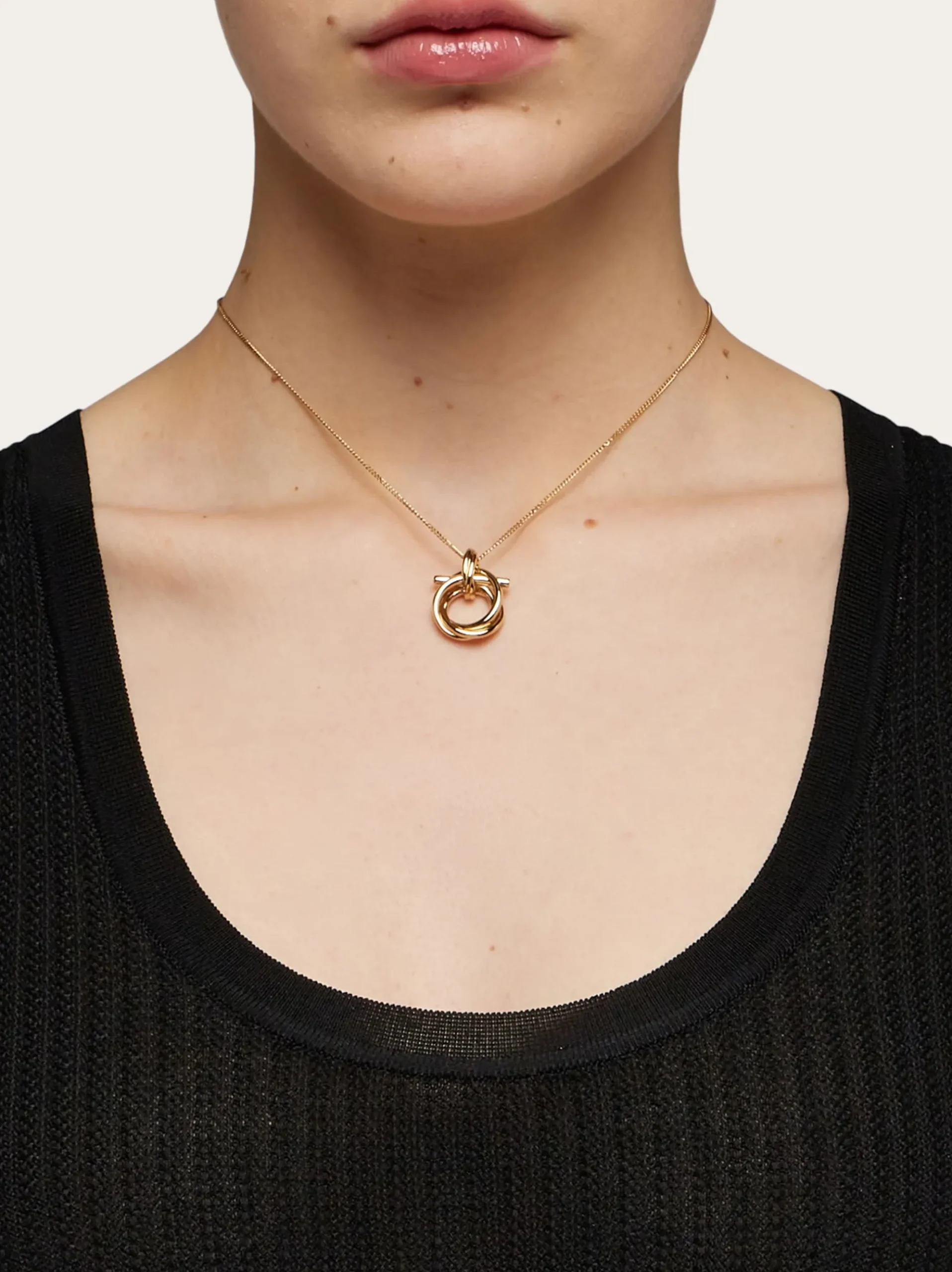 Gancini pendant necklace - Women