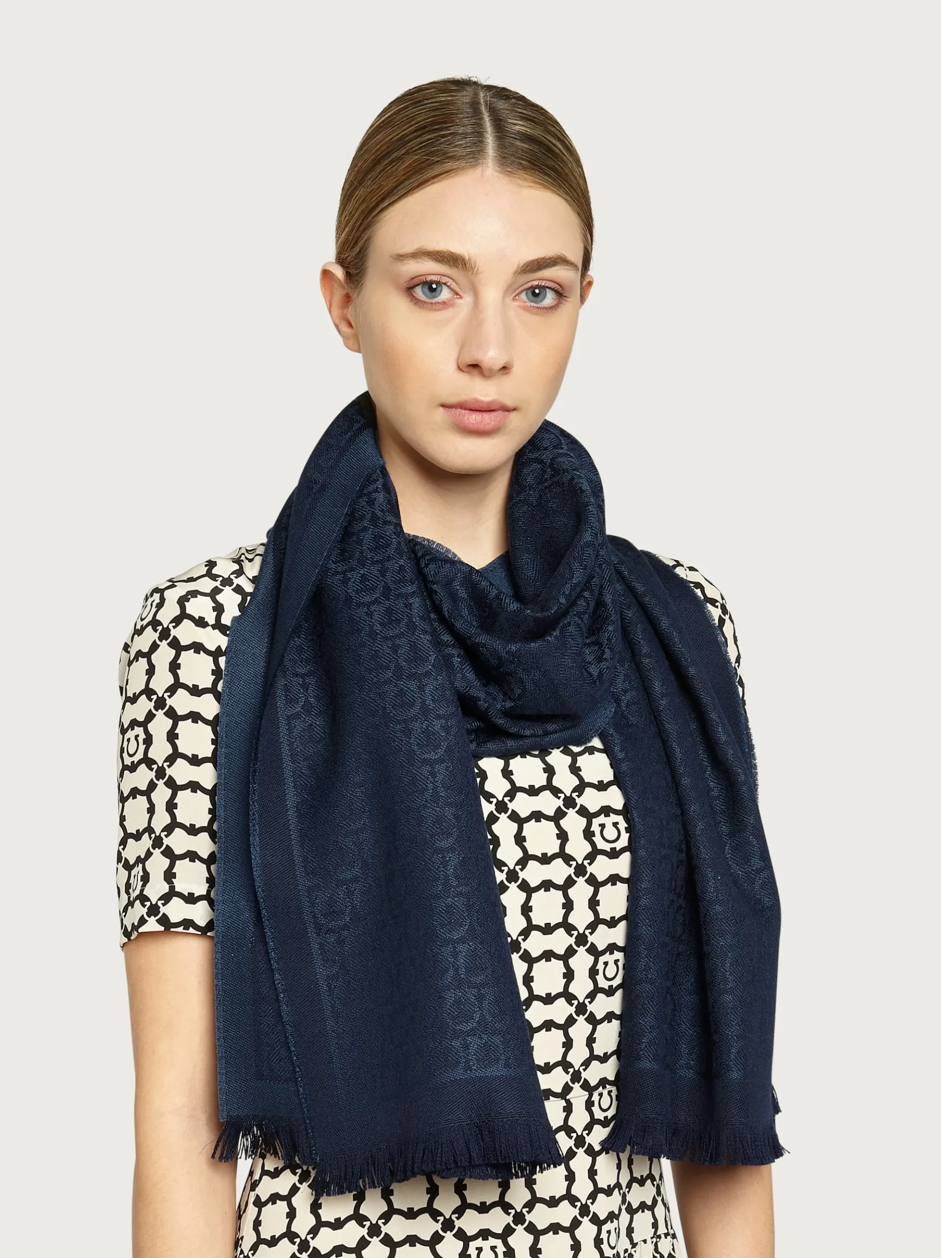 Gancini scarf - Women