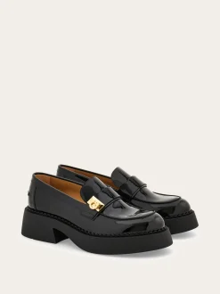 Hug buckle chunky loafer - Women