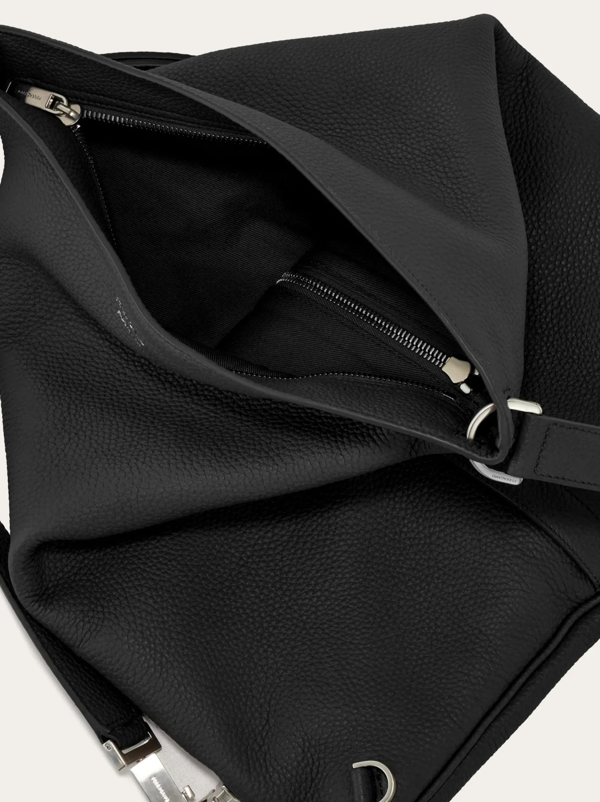 Hug buckle slingbag (M) - Men