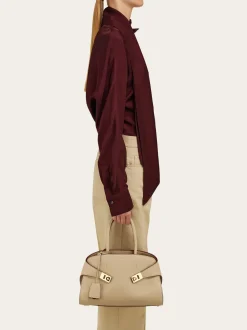Hug handbag (M) - Women