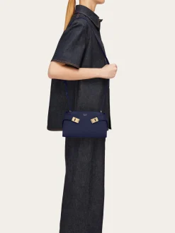 Hug mini crossbody bag - Women