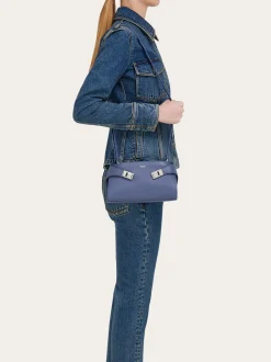 Hug mini crossbody bag - Women