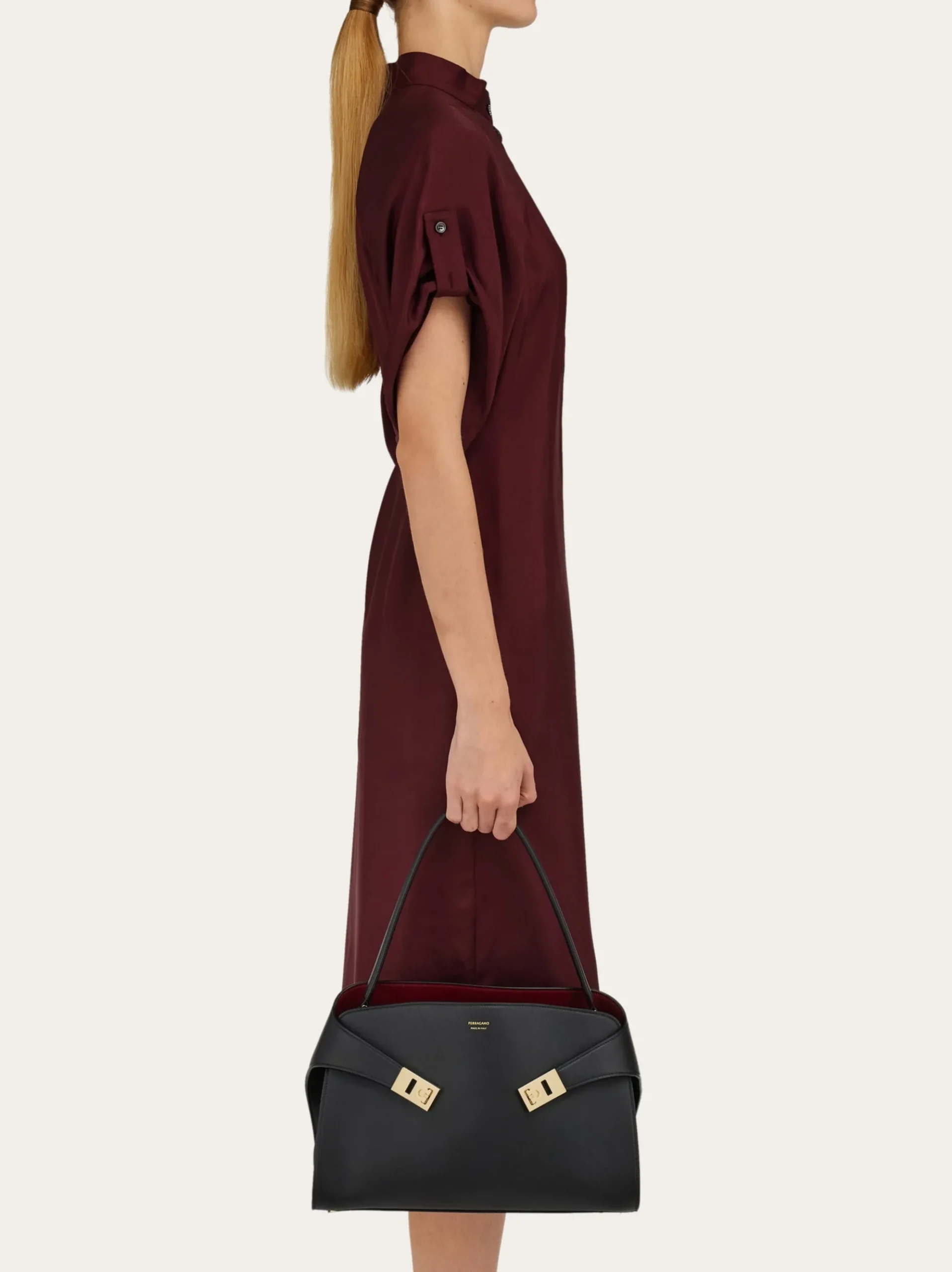 Hug Soft bicolor shoulder bag (M) - Women