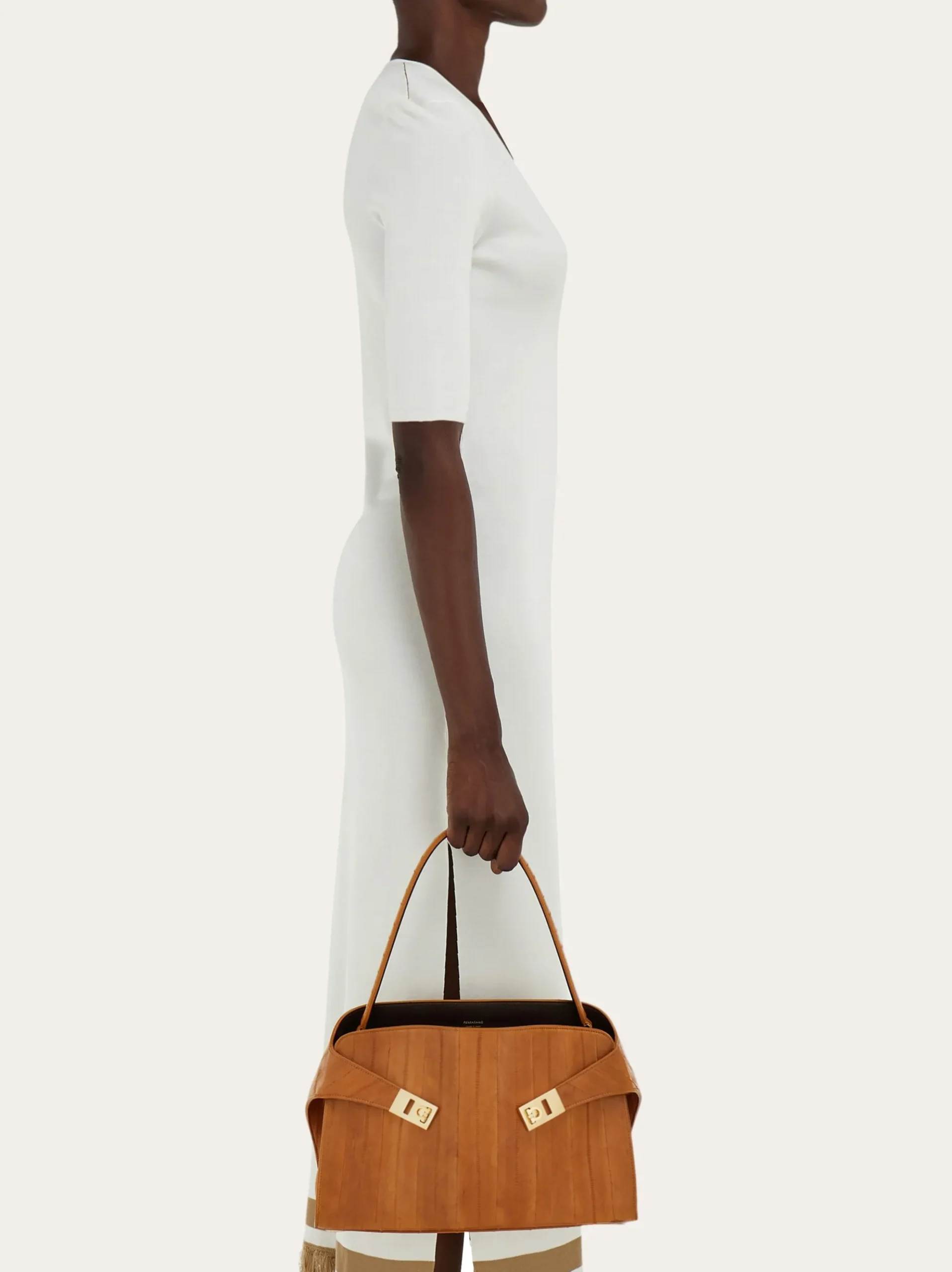 Hug Soft bicolor shoulder bag (M) - Women