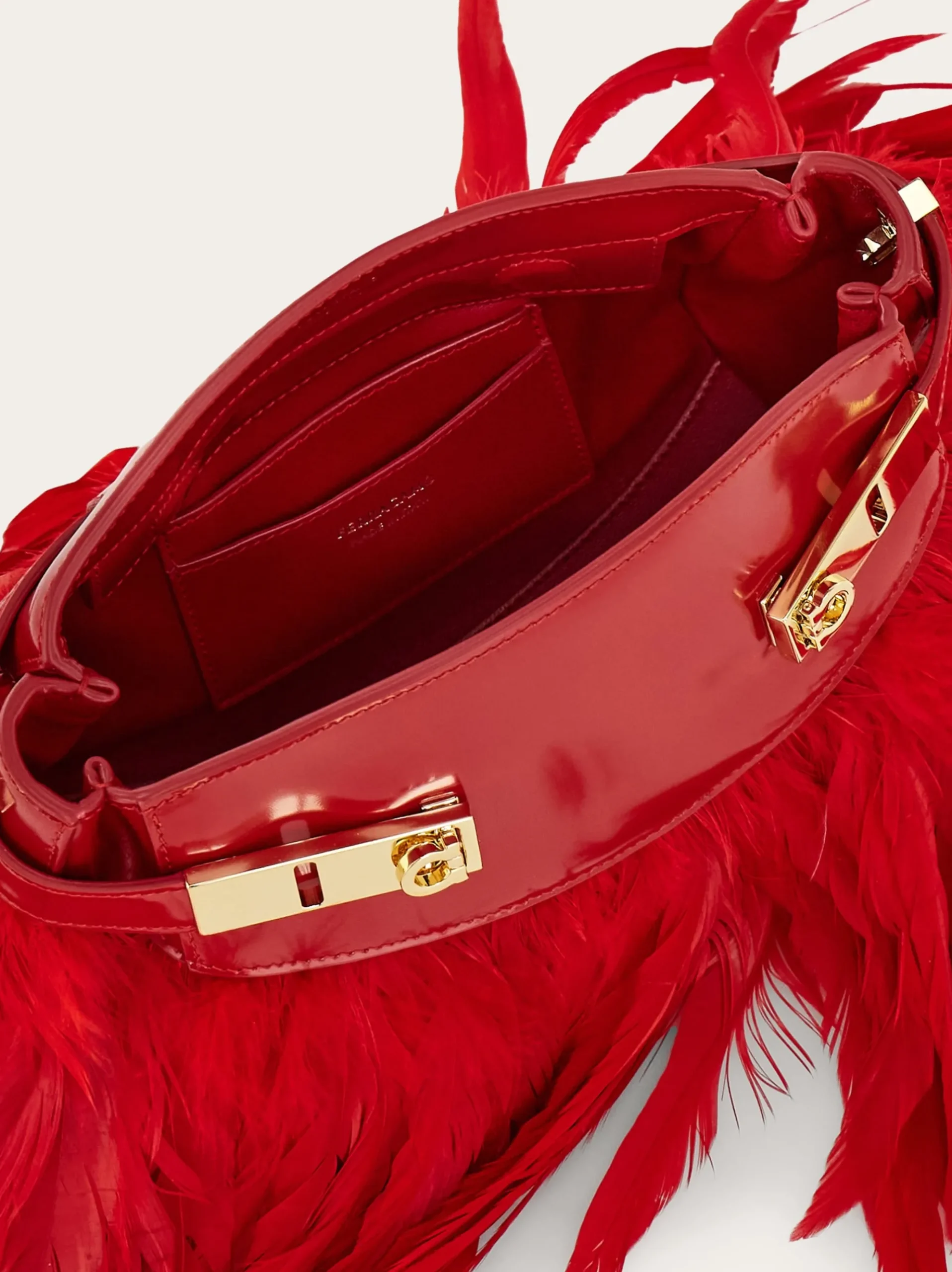 Hug Soft crossbody bag with feathers (XS) - Women