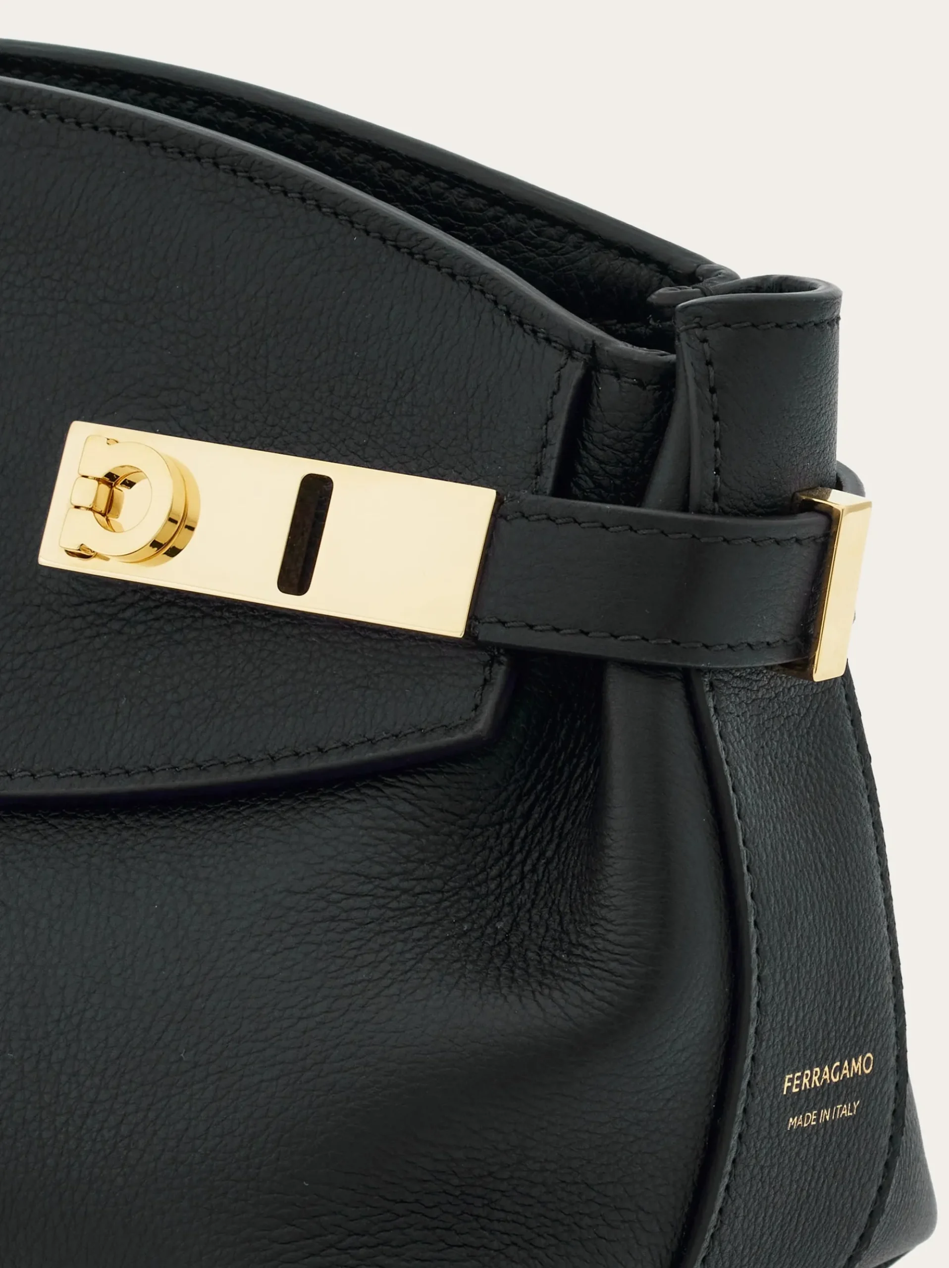 Hug Soft crossbody bag (XS) - Women