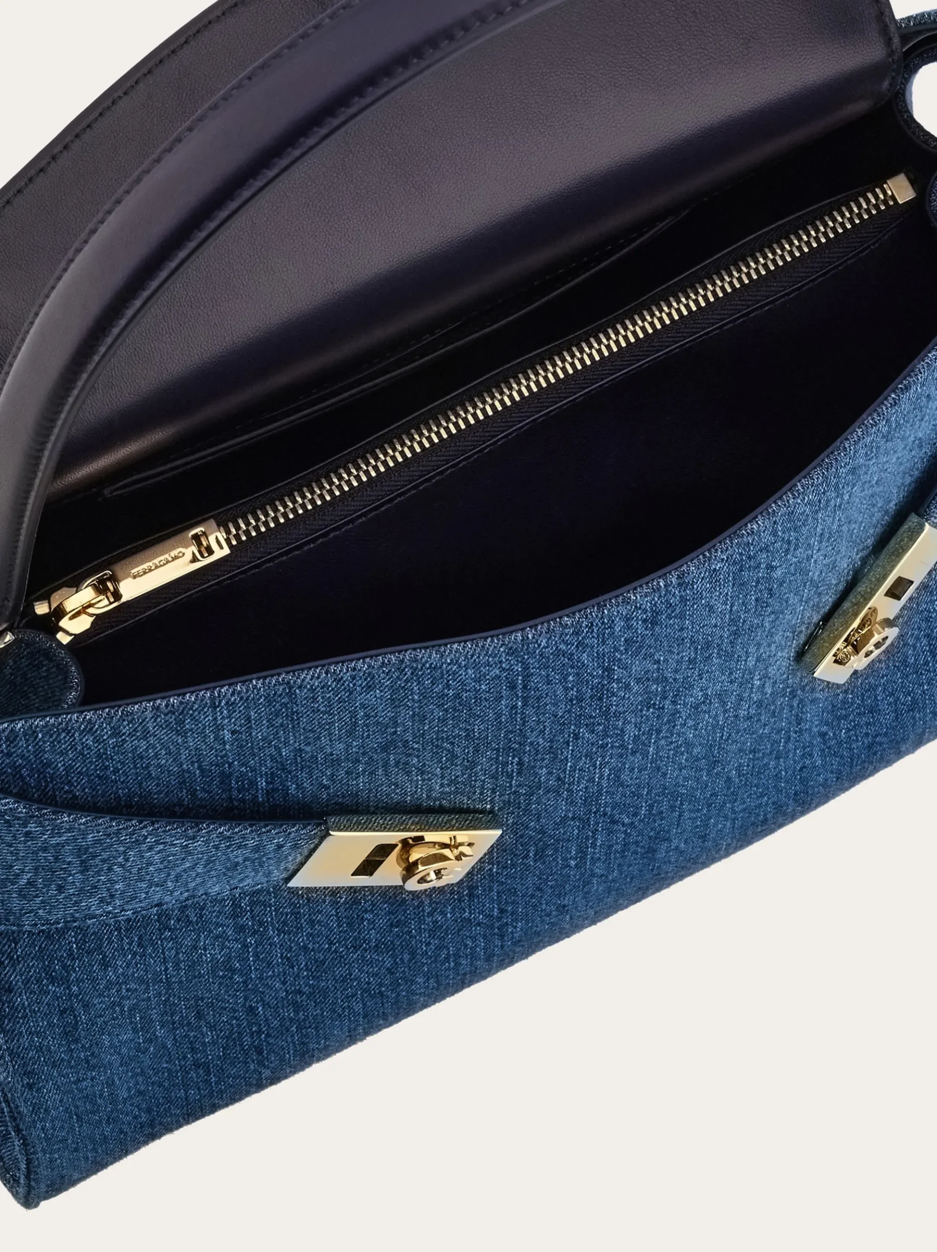 Hug Soft shoulder bag (M) - Women