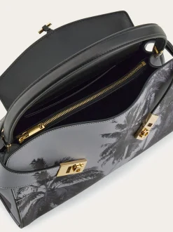 Hug Soft shoulder bag (M) - Women