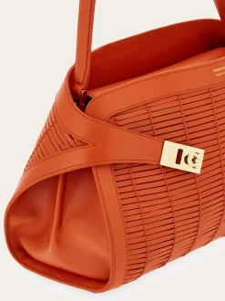 Hug Soft shoulder bag (M) - Women
