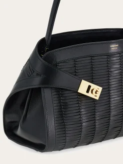 Hug Soft shoulder bag (M) - Women