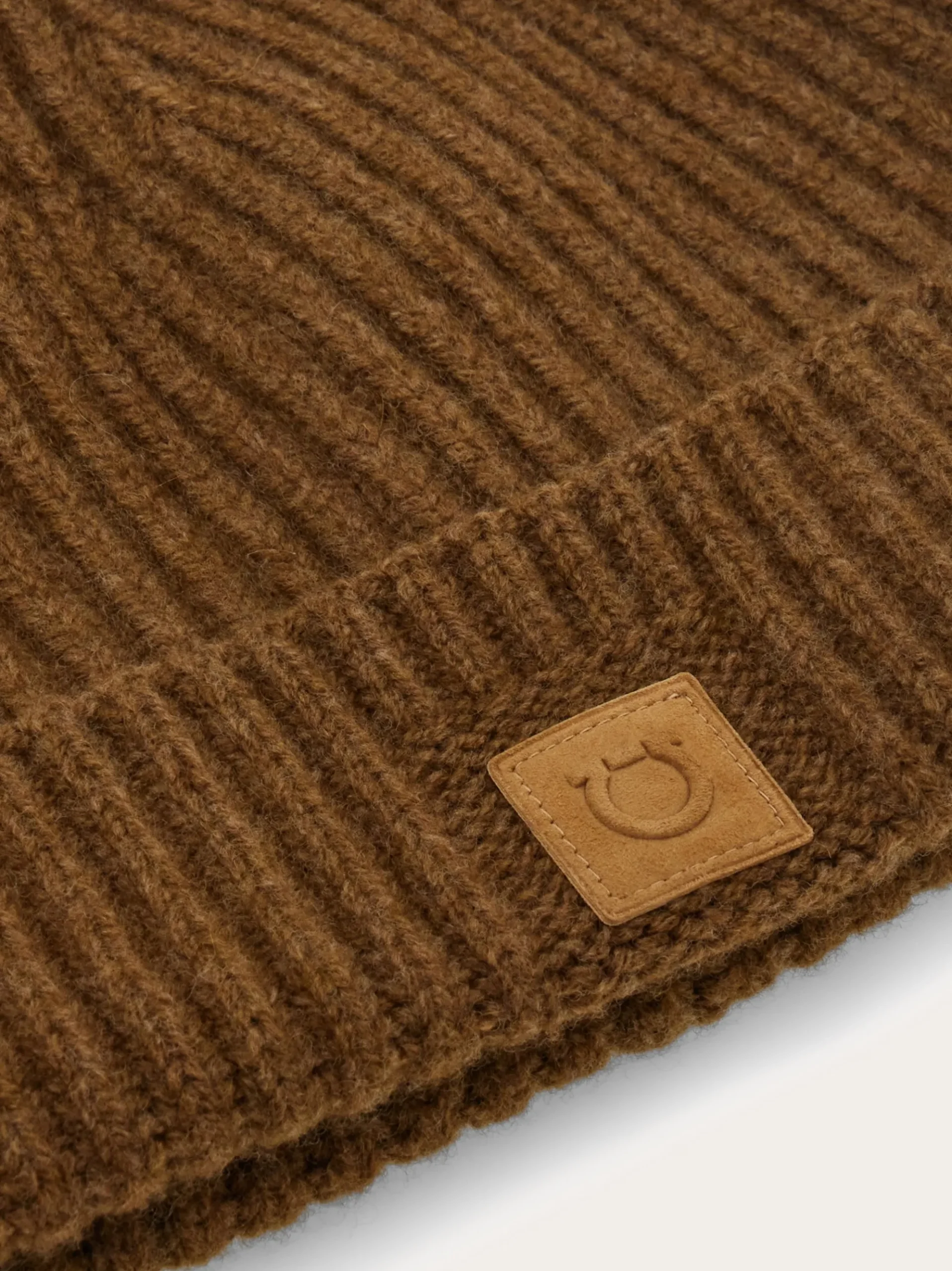 Knitted beanie - Women