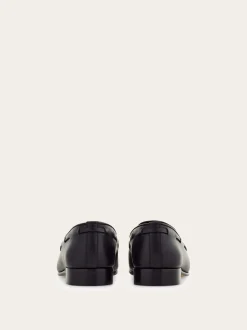 Loafer with tassel detail - Women