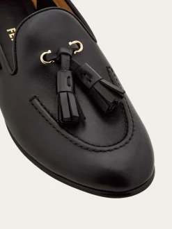 Loafer with tassel detail - Women