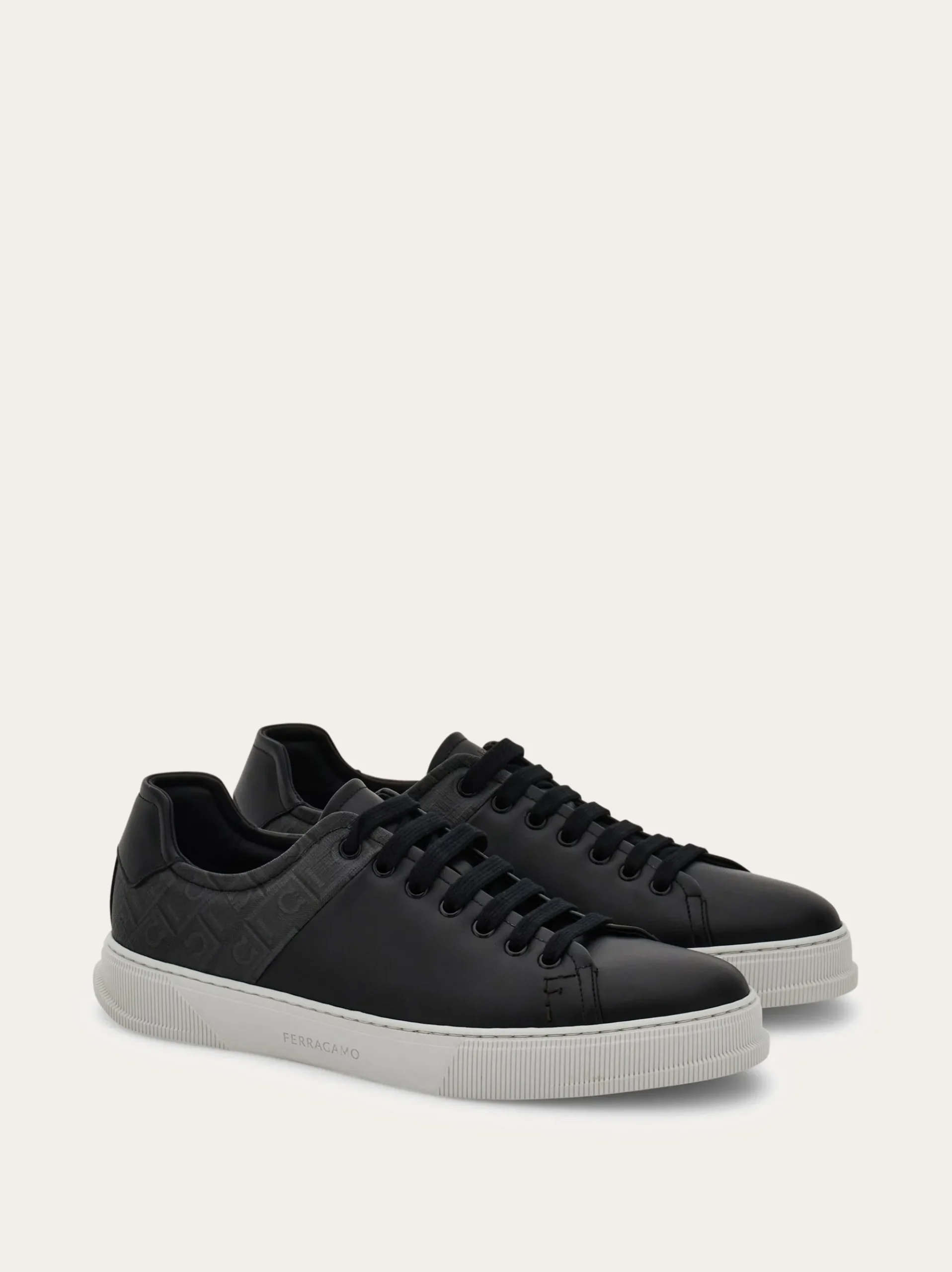 Low cut sneaker - Men