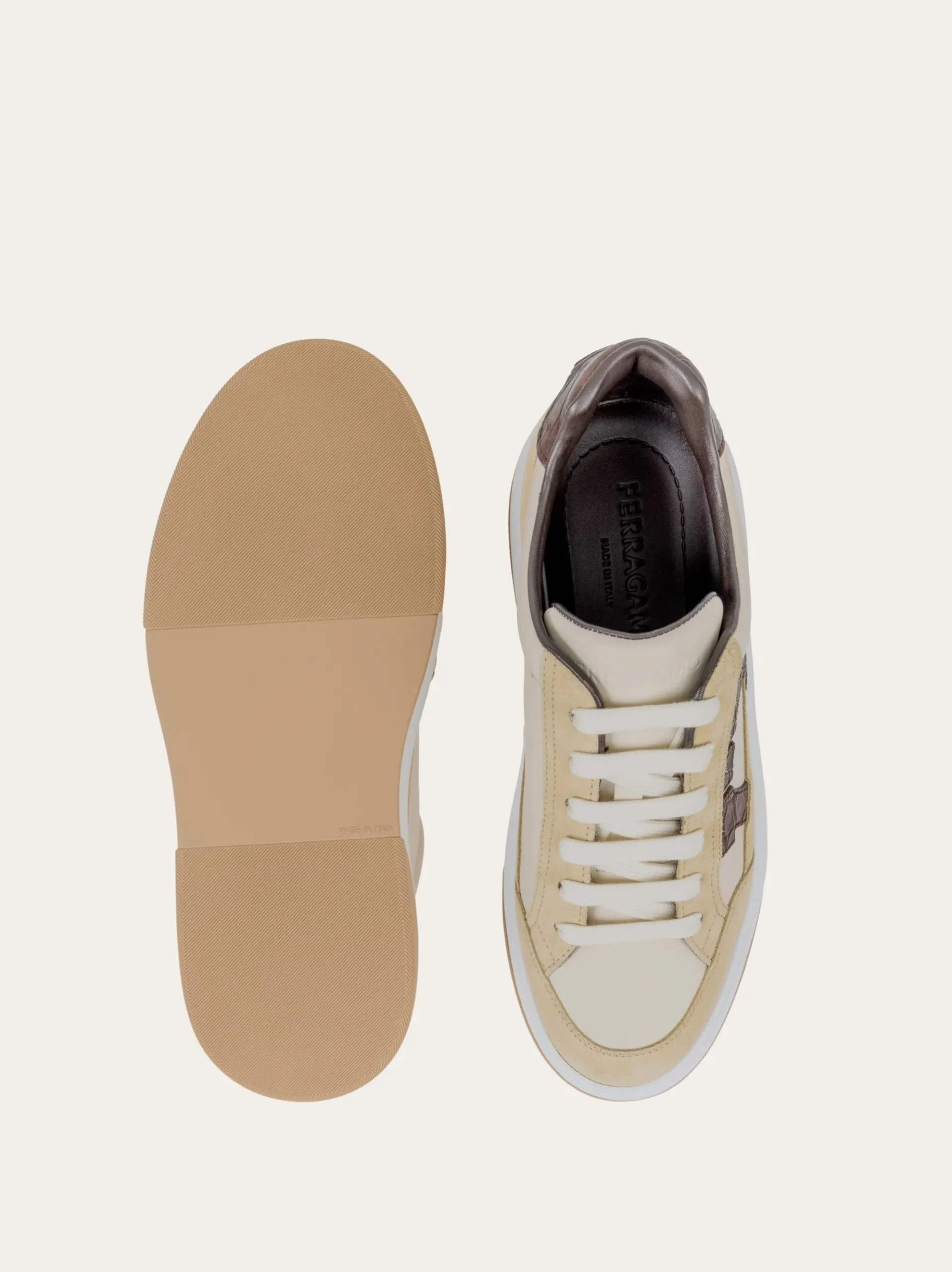 Low top sneaker with Gancini outline - Men