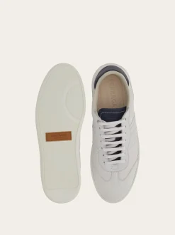 Low top sneaker with signature - Men