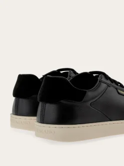 Low-top sneaker - Women