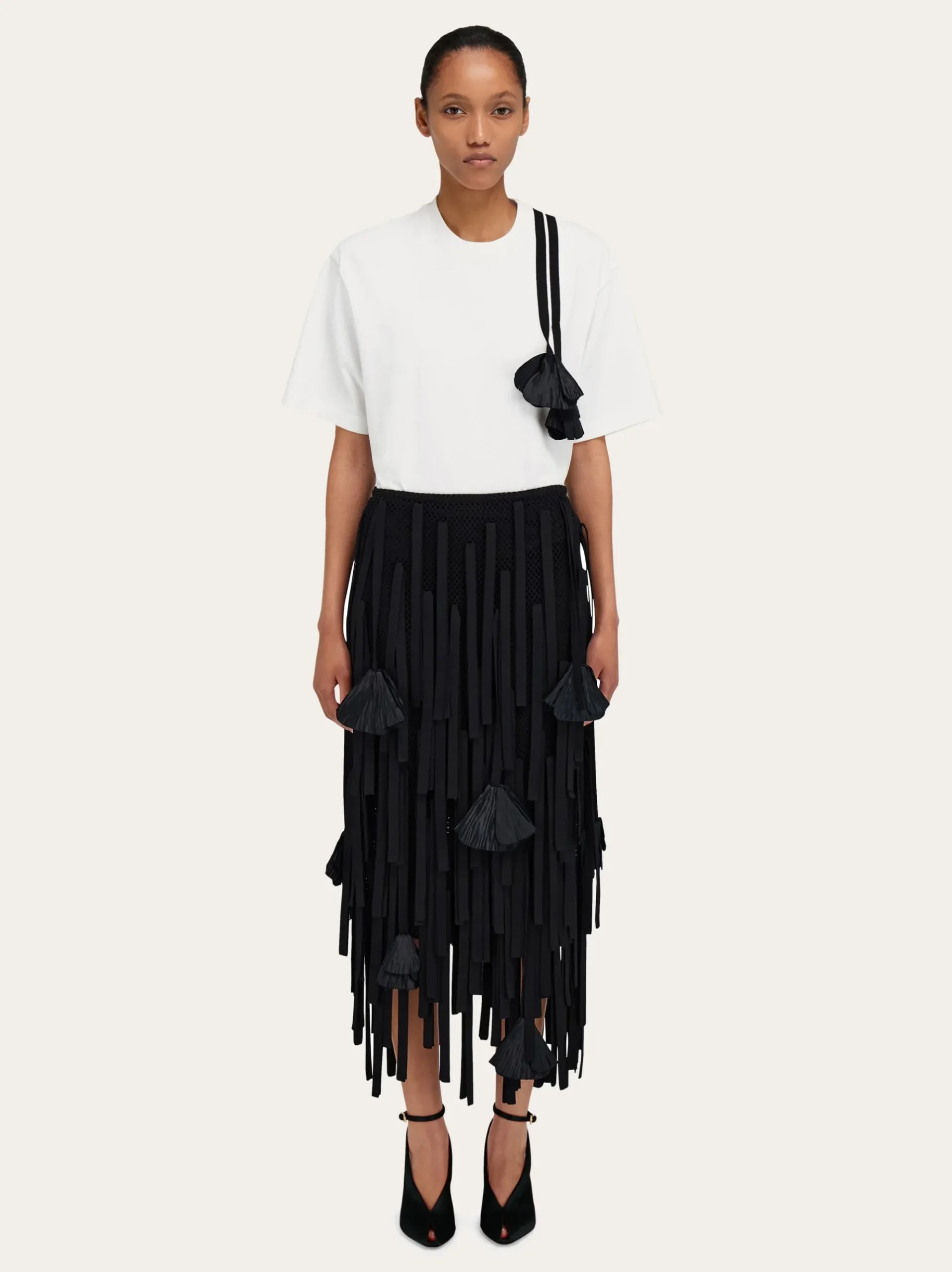 Mesh skirt with flower detail - Women