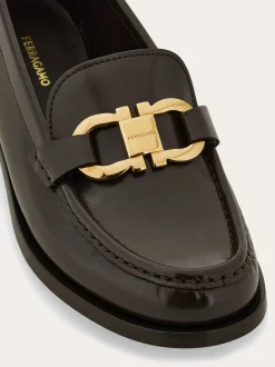 Moccasin with Gancini ornament - Women