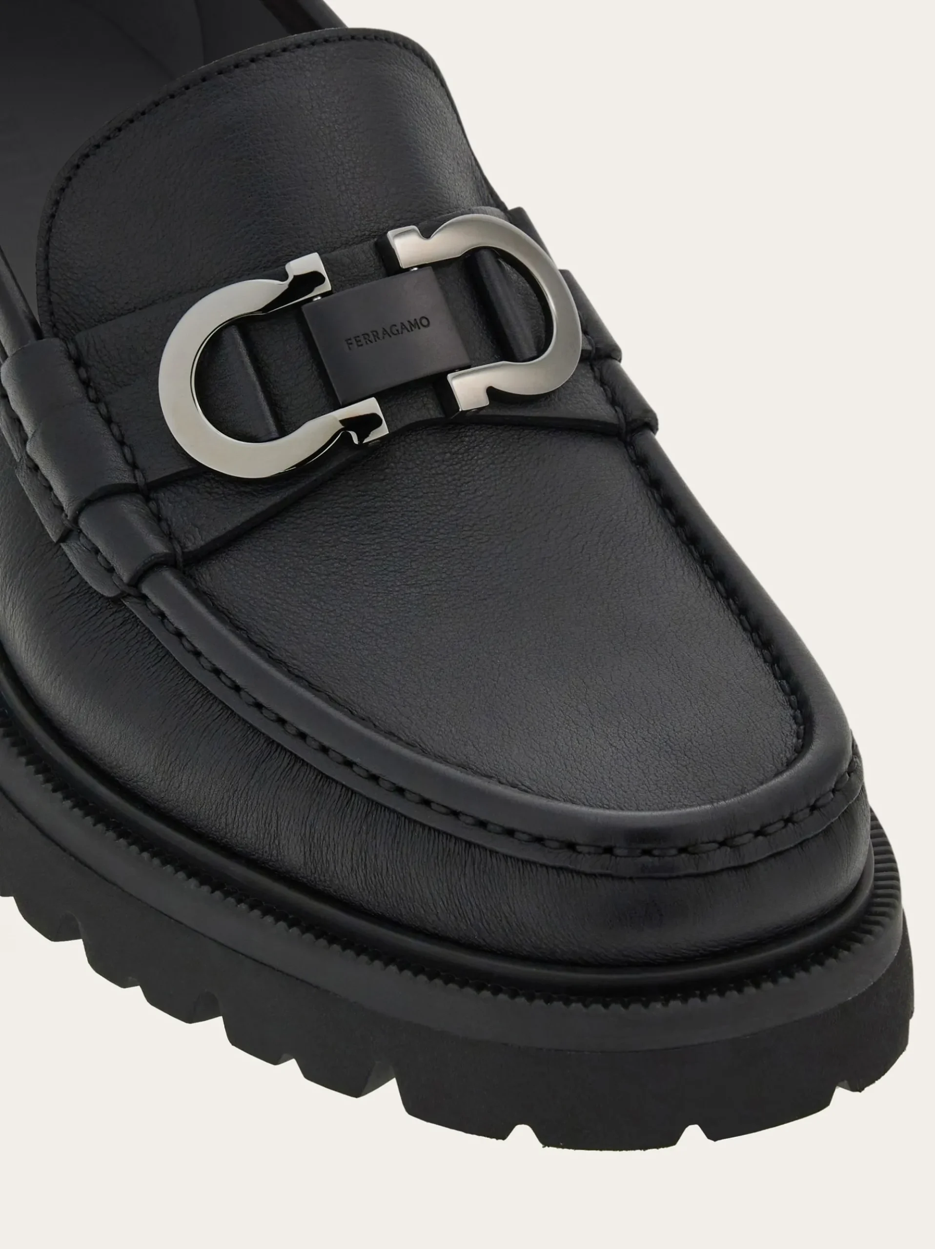 Moccasin with Gancini ornament - Men
