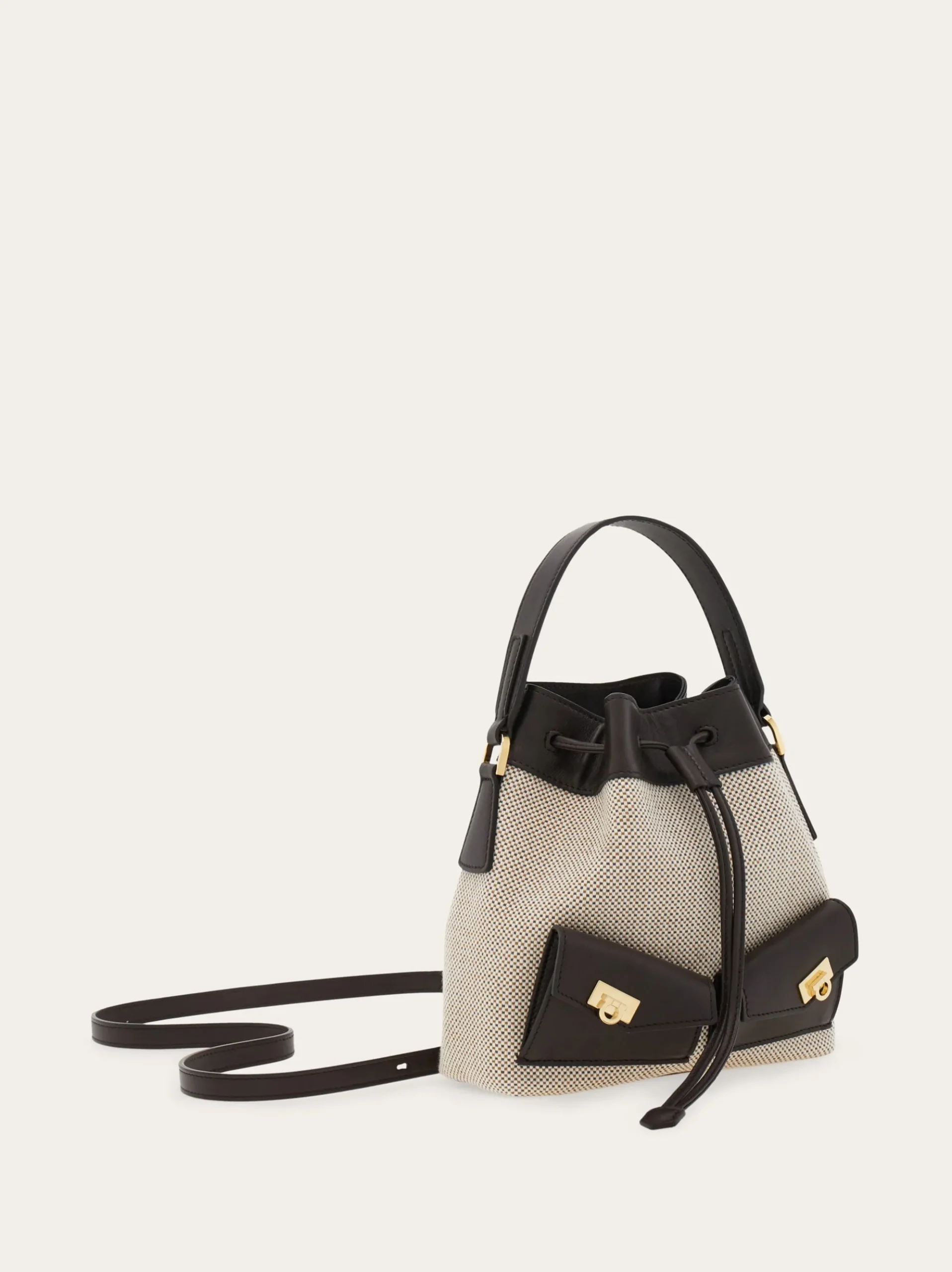 Multipocket bucket bag - Women
