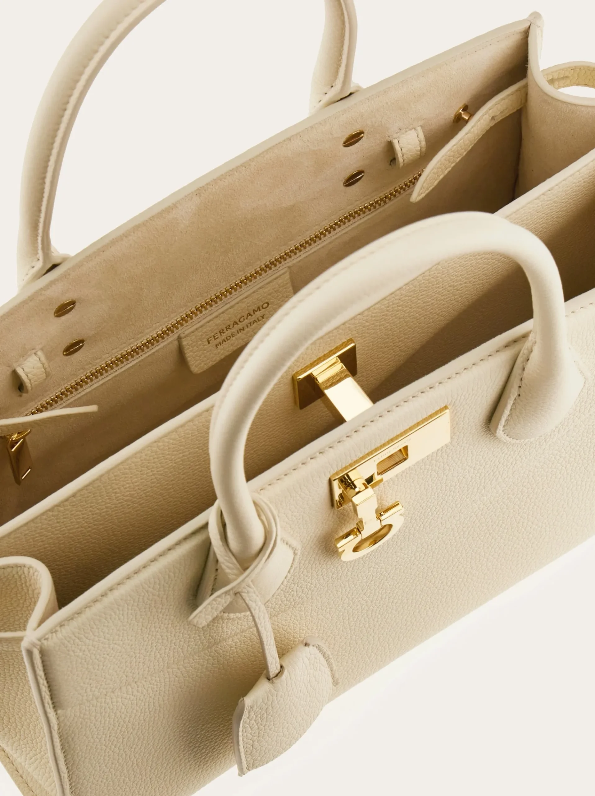 New Ferragamo Studio Soft bag (M) - Women