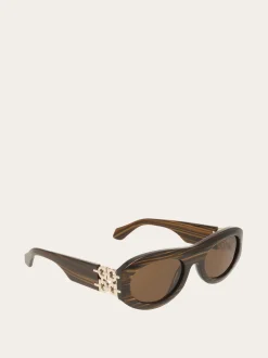 Oval frame sunglasses - Women