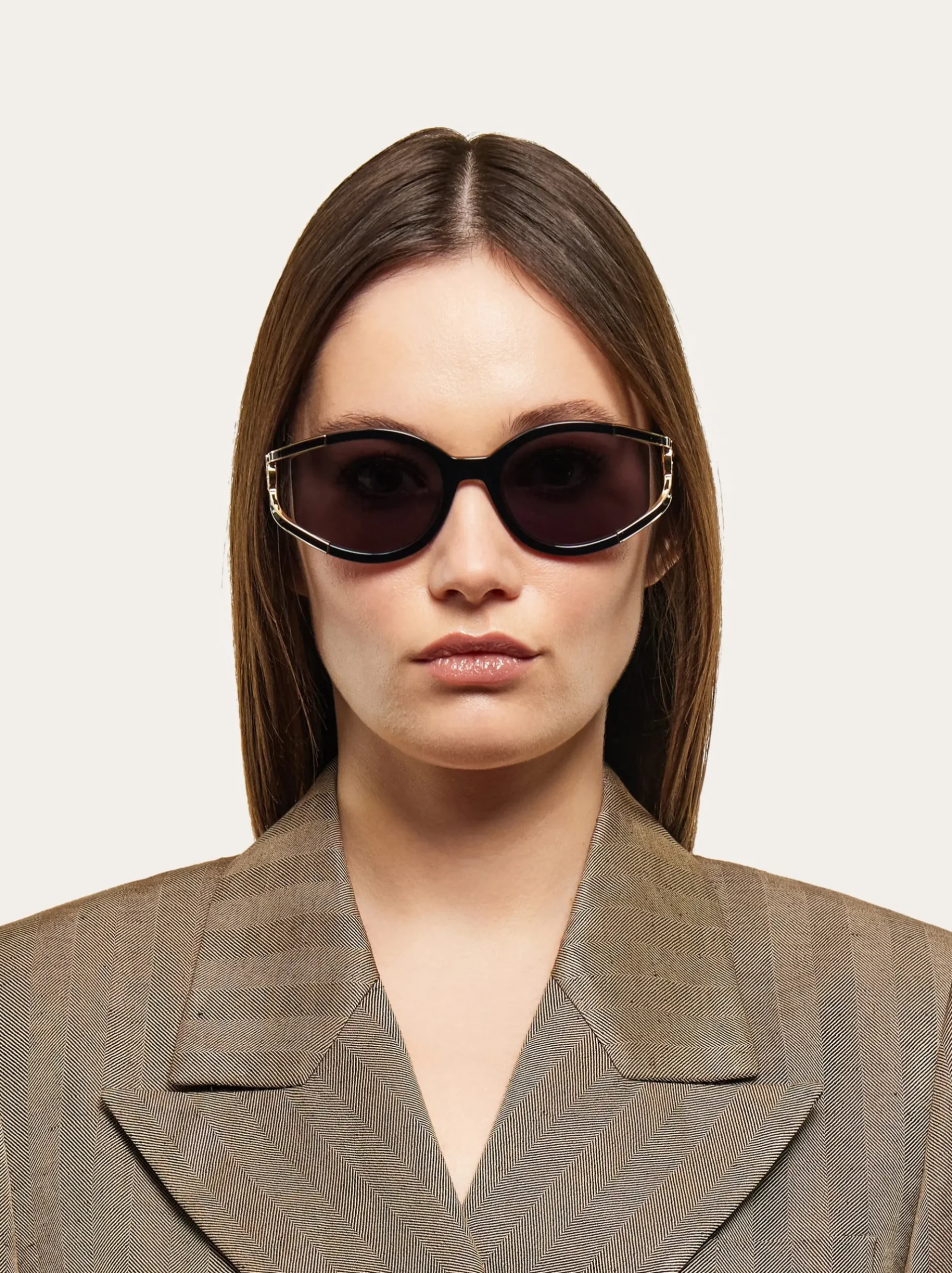 Oval frame sunglasses - Women