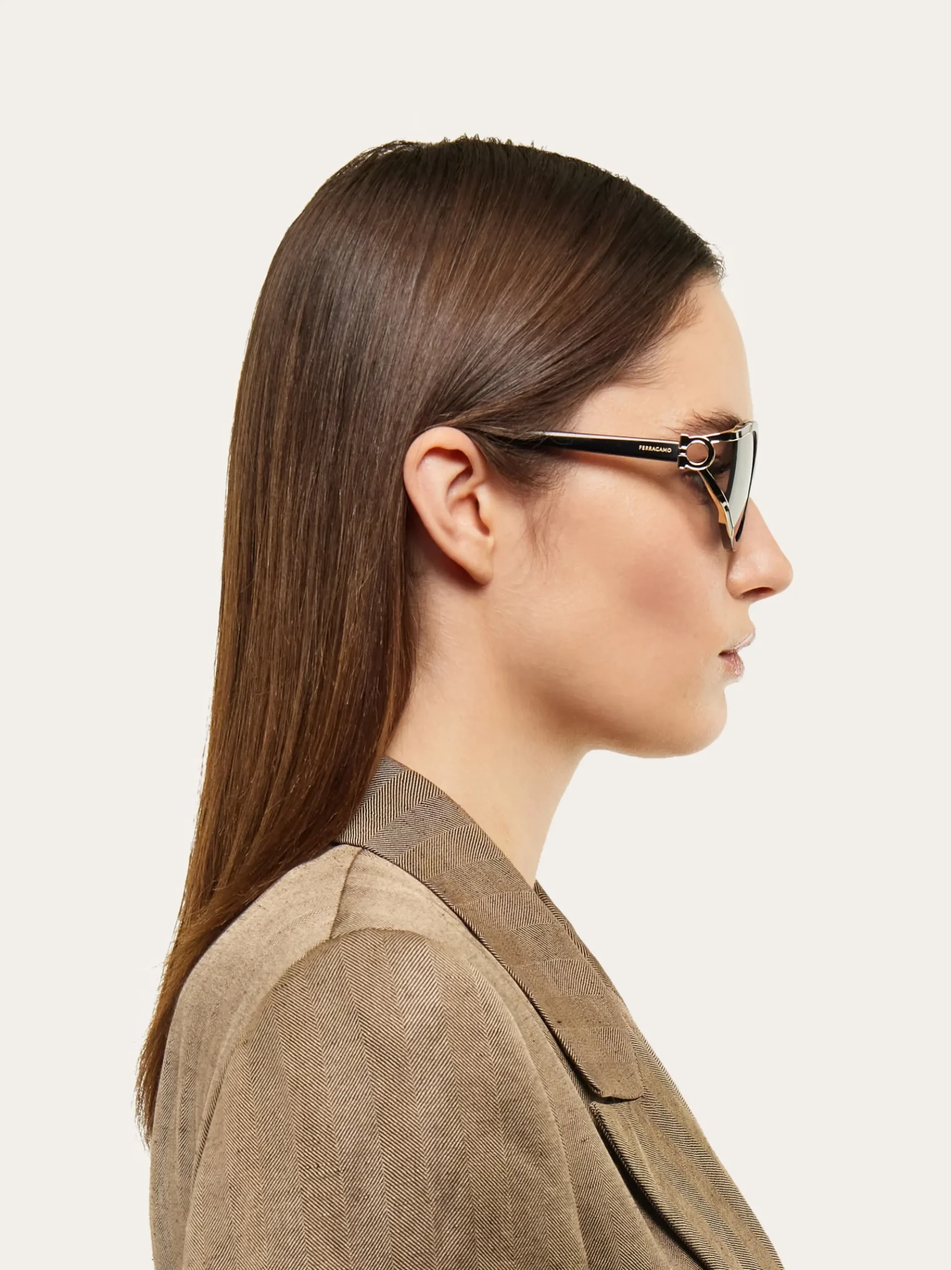 Oval frame sunglasses - Women