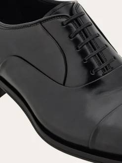 Oxford shoe with toe cap - Men